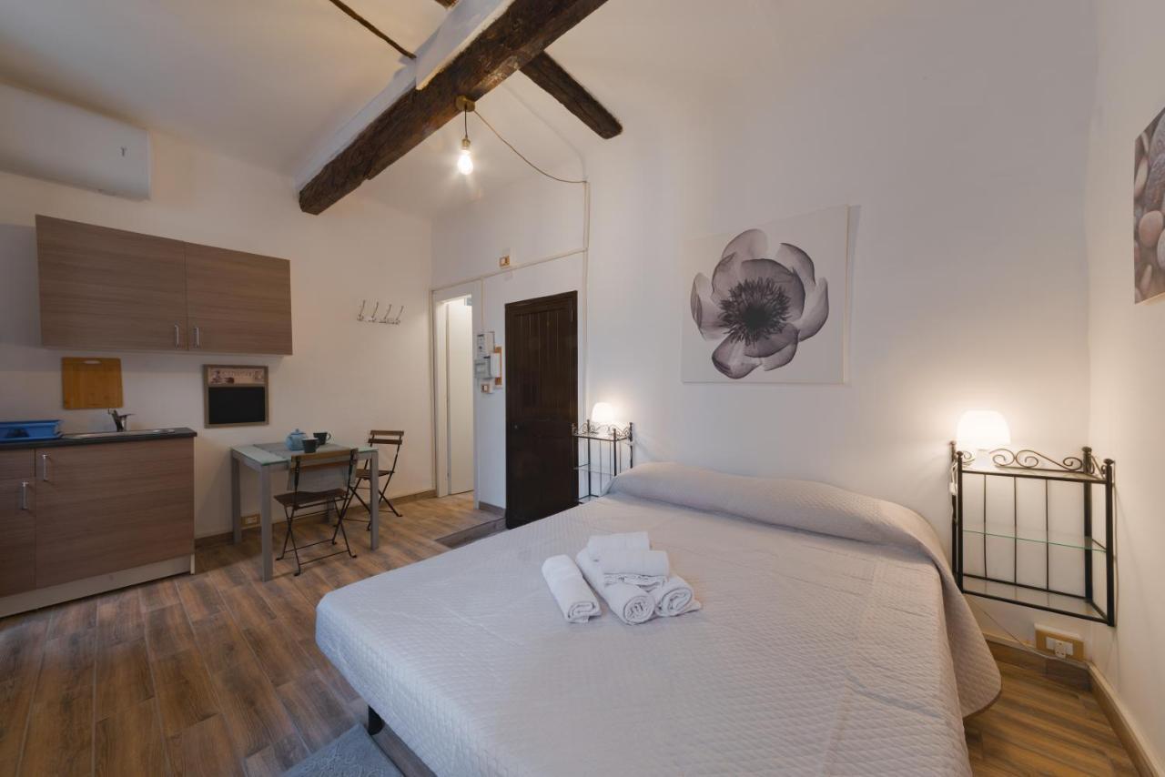 Appartamento Maddalena Alto - Affitti Brevi Italia เจนัว ภายนอก รูปภาพ